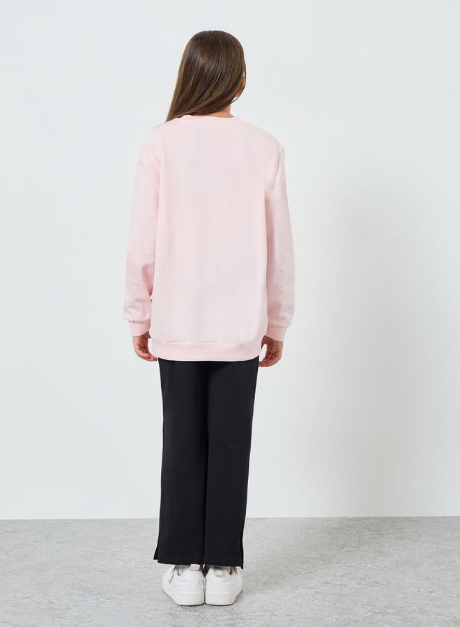 ستايلي طقم من سويت شيرت بطبعة غرافيتي وليقنز واسع - Image 5